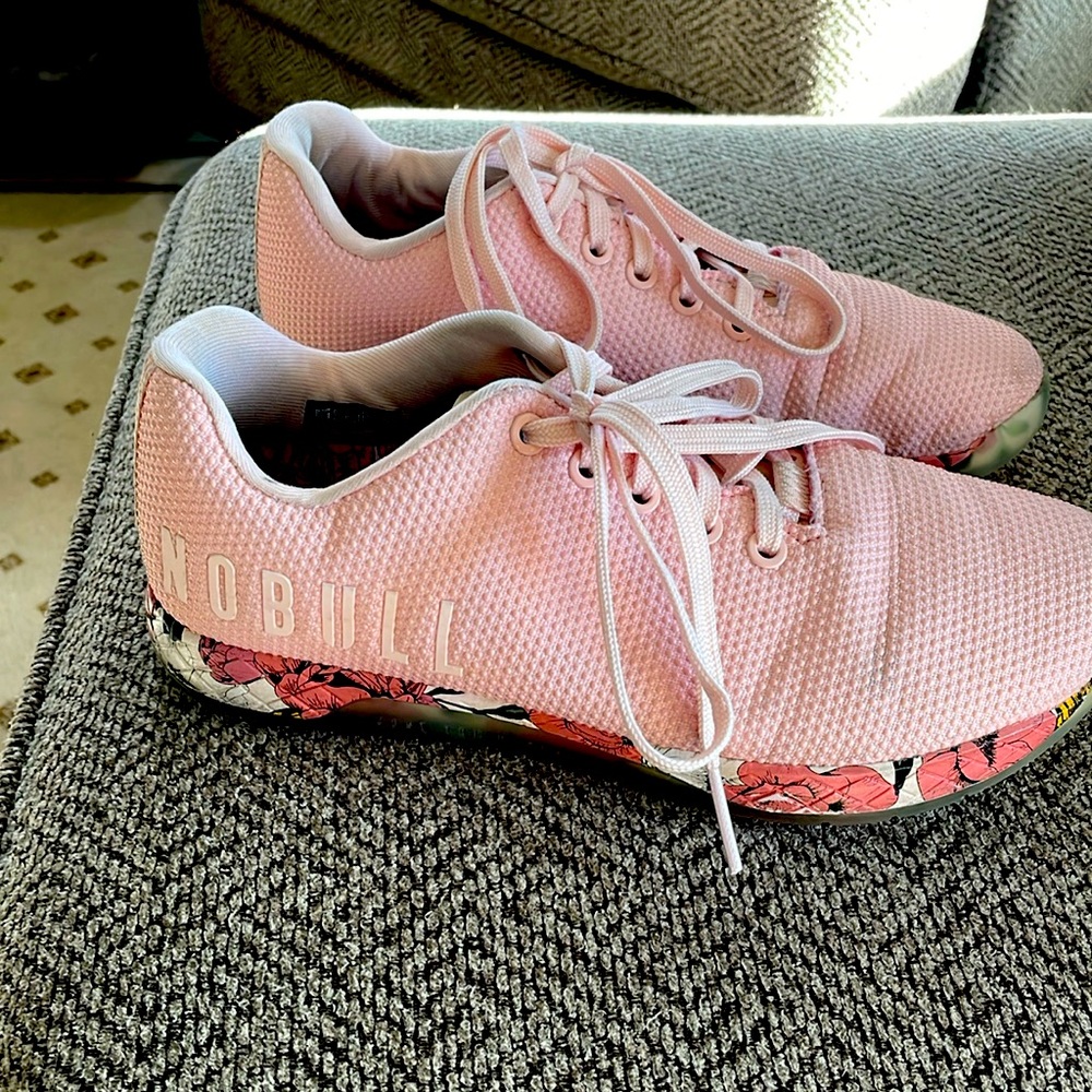 No Bull tennis shoes